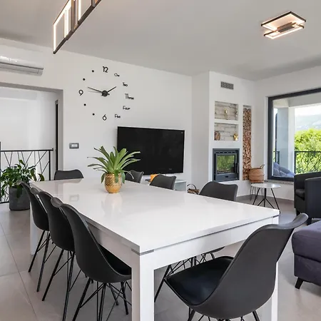 Dom wakacyjny Family Friendly House With A Swimming Pool Krsan, Istria - Sredisnja Istra - 23123 Labin (Istria)