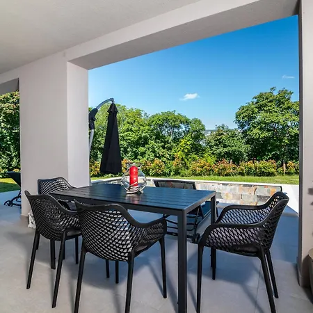 Family Friendly House With A Swimming Pool Krsan, Istria - Sredisnja Istra - 23123 Dom wakacyjny Labin (Istria)